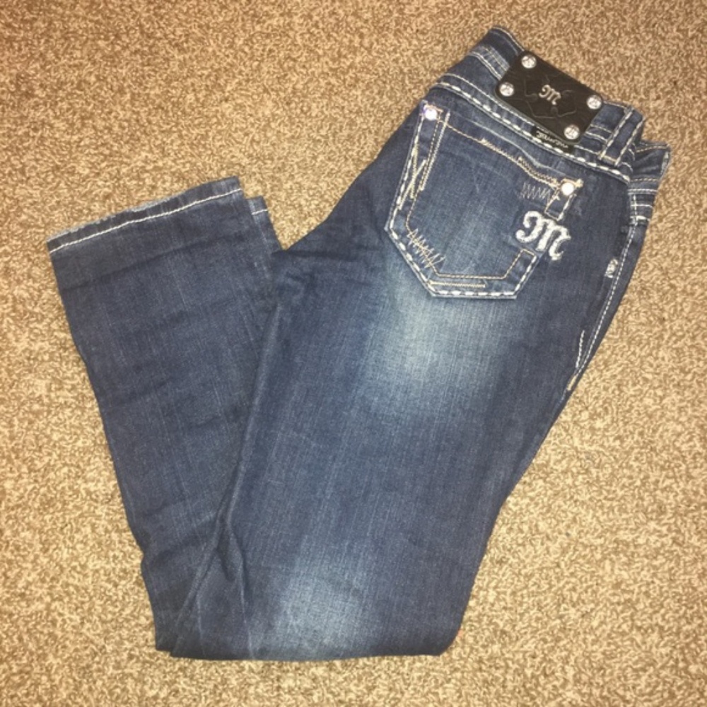 Miss me Easy Capris Embroidered Jeans Size 25